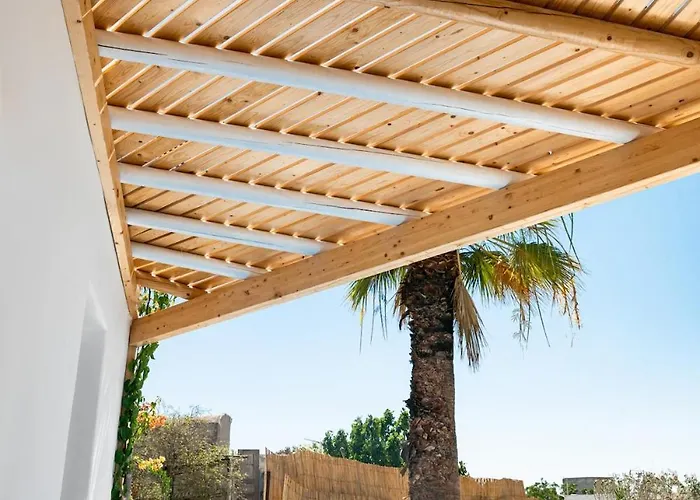 Tyche - Santorini Emporio * Emporio (Santorini)